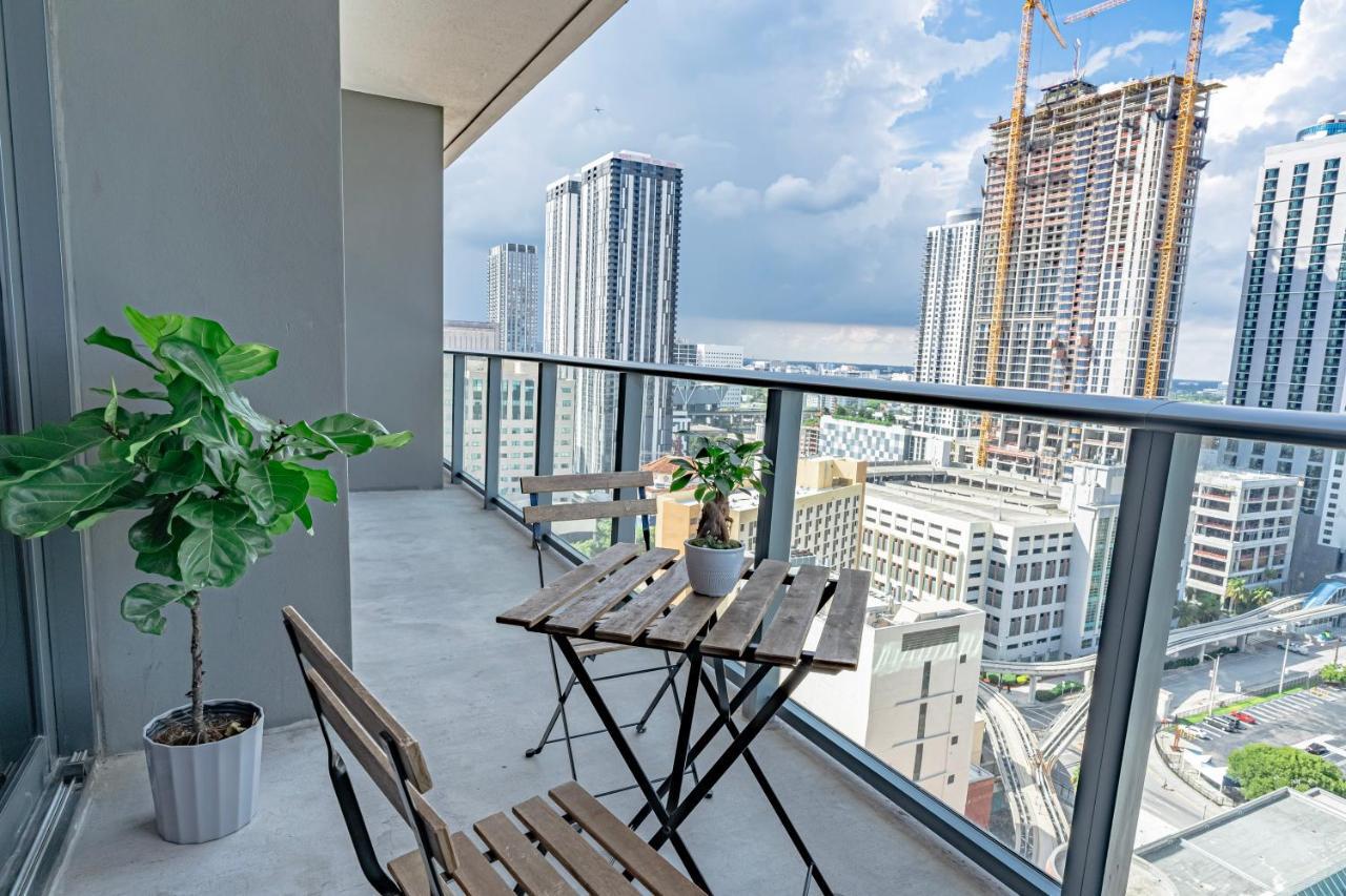 Luxurious 2-Bed Apartment With Breathtaking Bay Views!! Μαϊάμι Εξωτερικό φωτογραφία