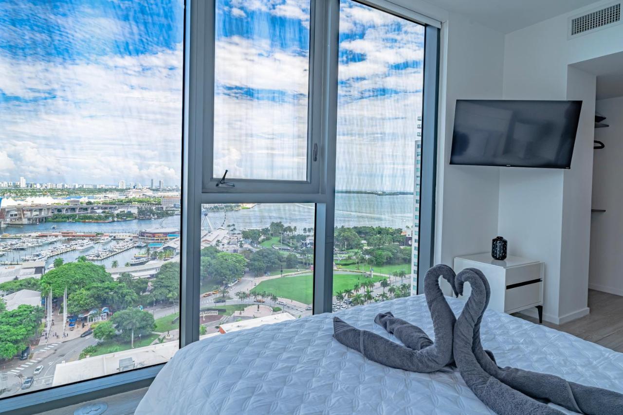 Luxurious 2-Bed Apartment With Breathtaking Bay Views!! Μαϊάμι Εξωτερικό φωτογραφία